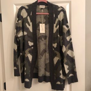 Camouflage cardigan sweater